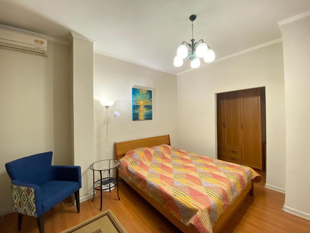 "Современный Уют" Квартира Almaty Esterno foto