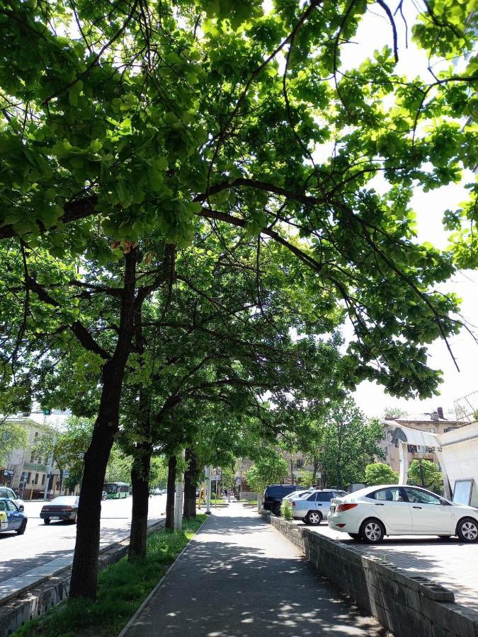"Современный Уют" Квартира Almaty Esterno foto