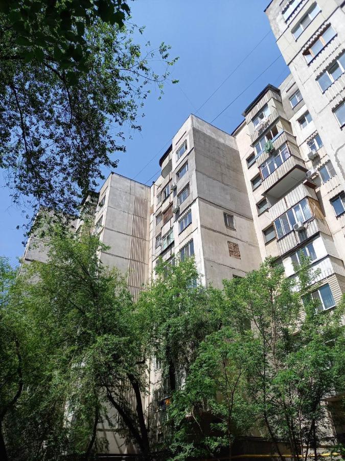 "Современный Уют" Квартира Almaty Esterno foto